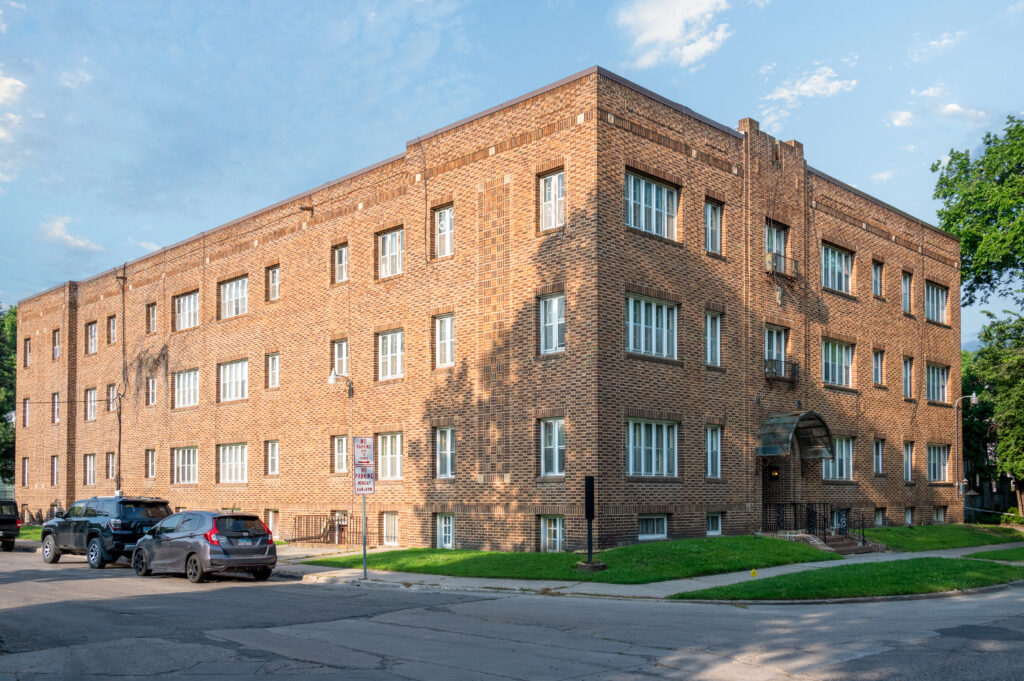 101 4th Ave S, Grand Forks, ND 58201