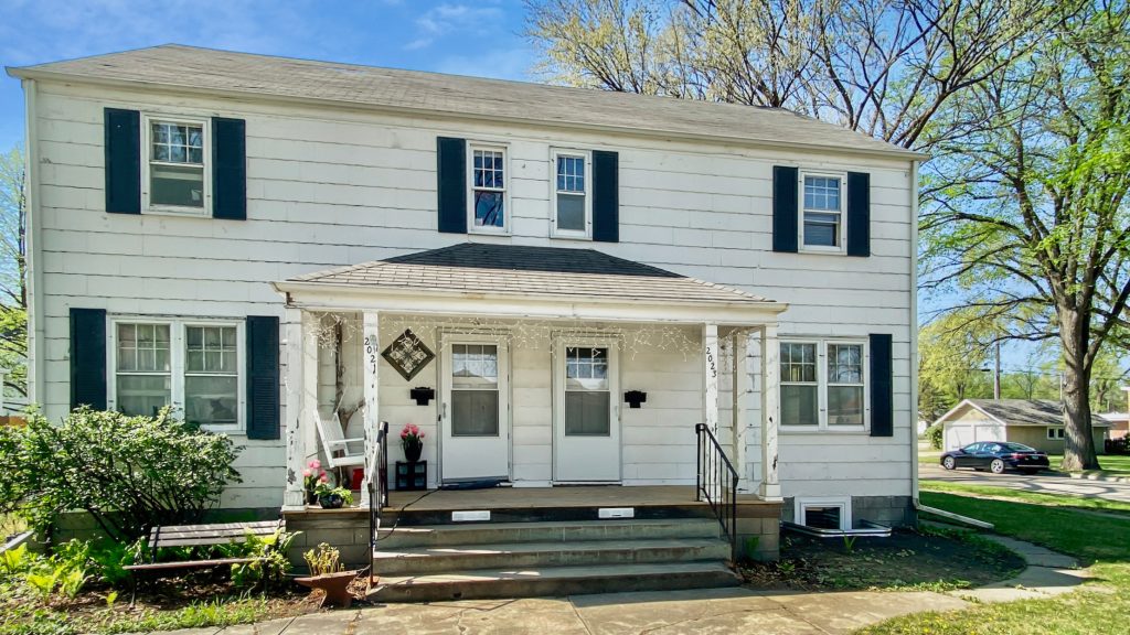 2021 4th Ave N, Grand Forks, ND 58203