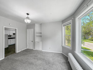 3 bed, 1 bath Photo 6
