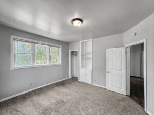 3 bed, 1 bath Photo 4