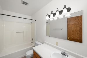 Upper Level Photo 8