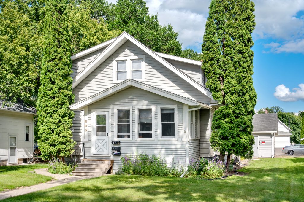 805 3rd St N , Fargo, ND 58102