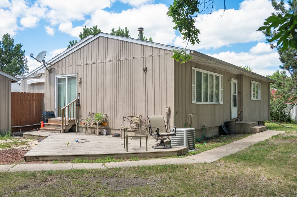 3101 Westgate Dr S, Fargo, ND 58103