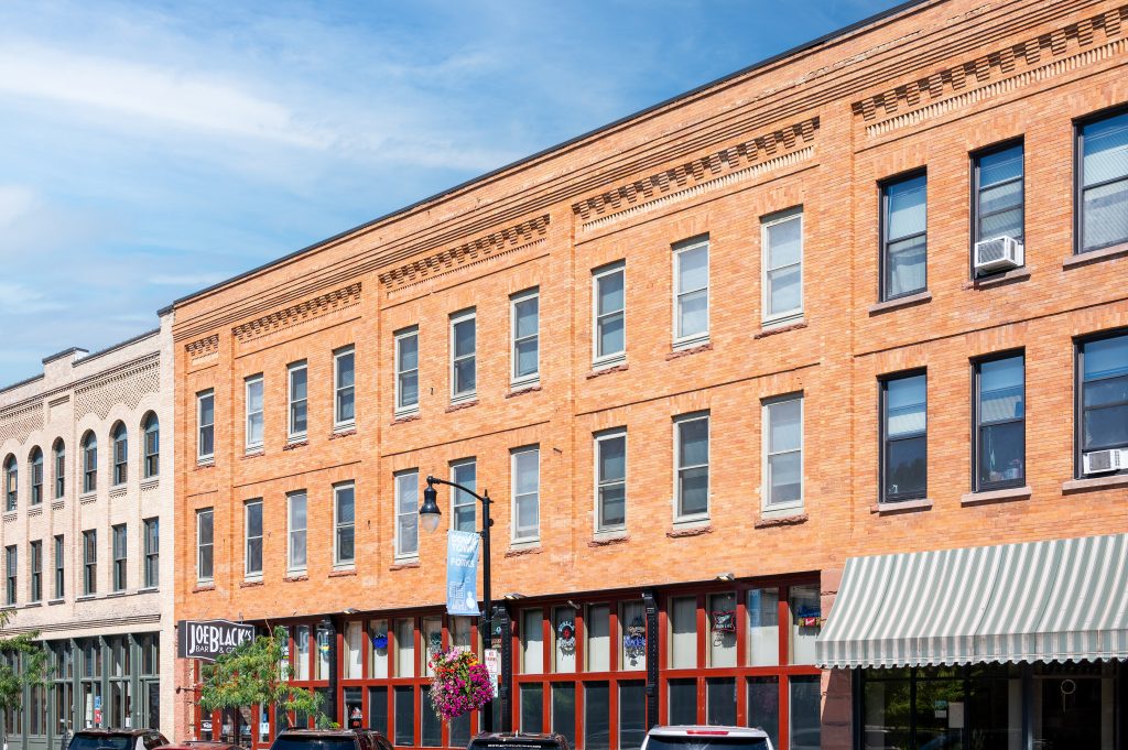 Peerless Apartments #B, Grand Forks, ND 58203