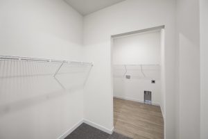 B - North Photo 8
