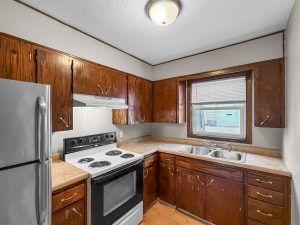 Main-level, corner unit Photo 2